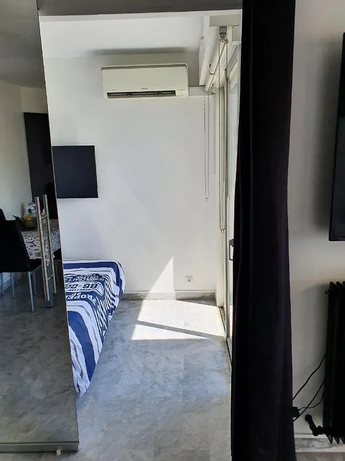 Superbe appartement plage SAINT-LAURENT DU VAR  Saint-Laurent-du-Var